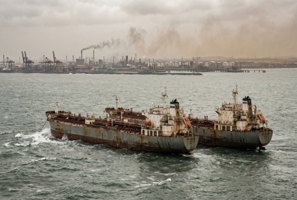 Two Sanctioned VLCCs, Each Carrying 2 million Barrels of Iranian Oil, Anchor off India After a 7-Year Gap
