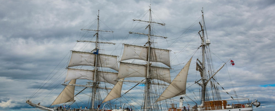 What Is Maritime Economics? Key Concepts Explained